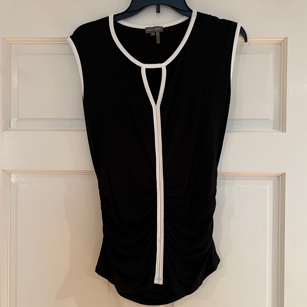 Vince Camuto Sleeveless Top (S) Black & White